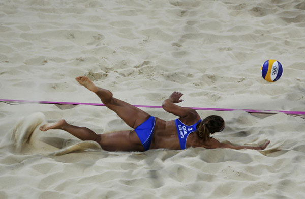 Women's beach volleyball preliminary matches