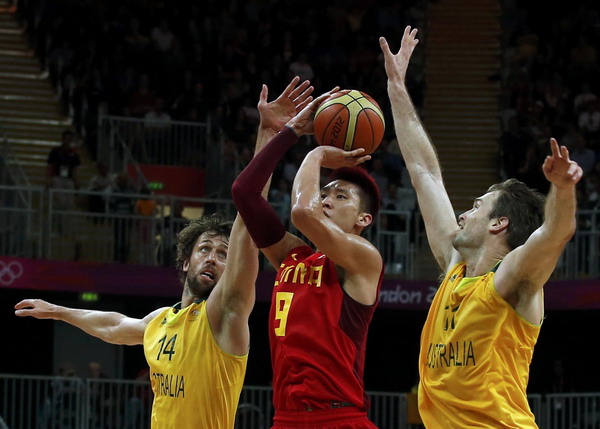 Australia beat China in men's basketball Group B