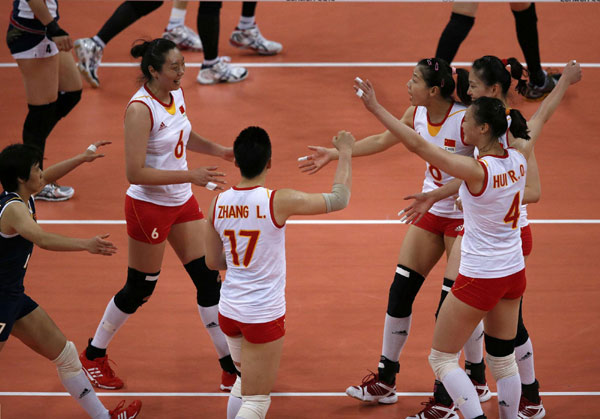 Women's volleyball team sail into quarterfinals