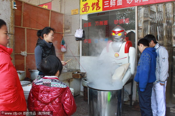 Robot noodle chef brings booming business