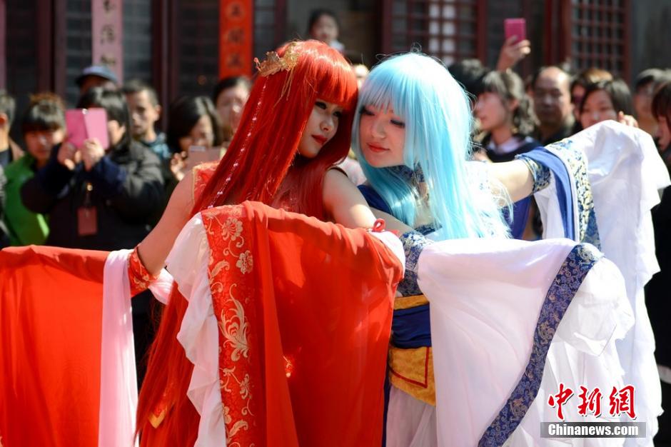 Cosplay in ancient street of Suzhou