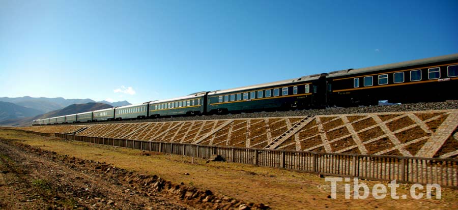 Transportation in Tibet gradually improving