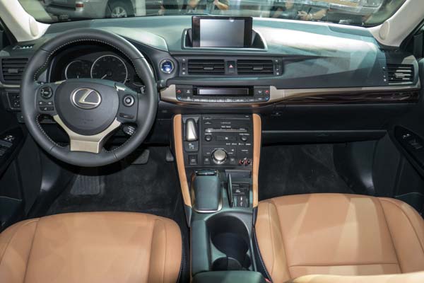 Lexus new hybrid hatch CT200h world premiere in Guangzhou