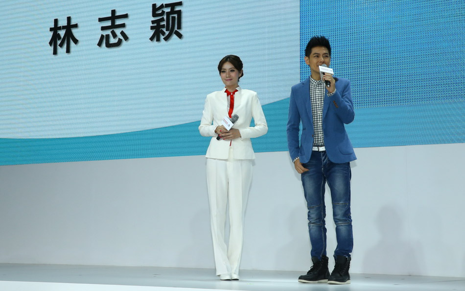 Jimmy Lin Chih-ying, models at Toyota pavilion