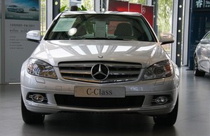 New E-Class Mercedes-Benz unveiled in Xi'an