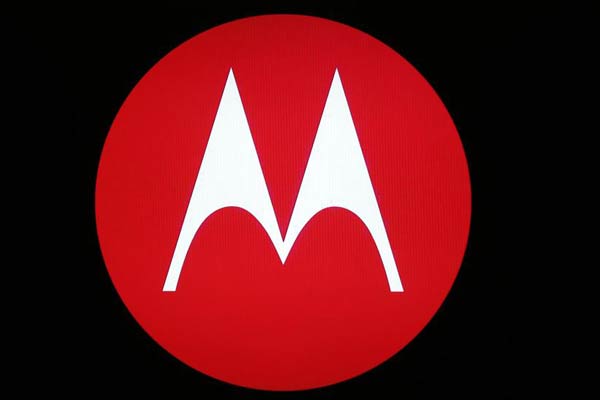 Motorola set to resume China smartphone sales