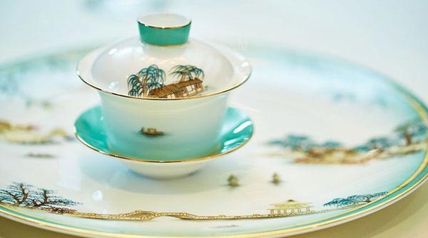 G20 tableware inspired by West Lake landscape