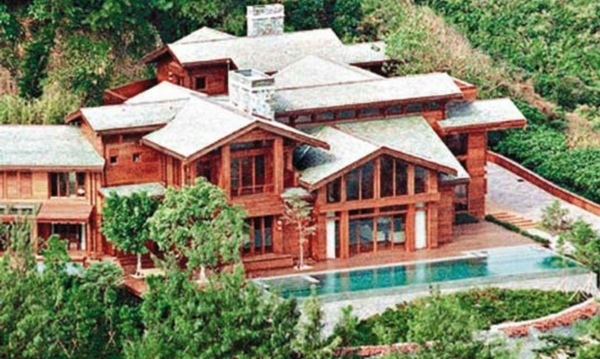 Top 10 luxury properties in Asia