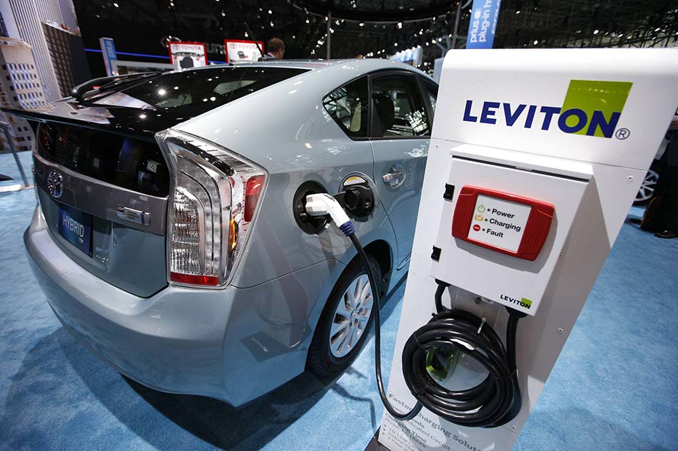 Photos: Hybrid, electric cars at New York auto show