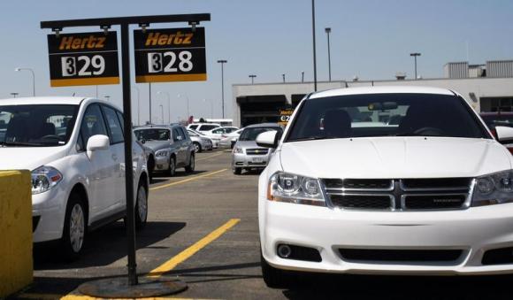 Hertz adopts shareholder rights plan