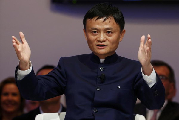 Jack Ma talks shop at Davos