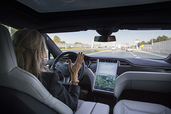 Let's play Chinese checkers in driverless cars