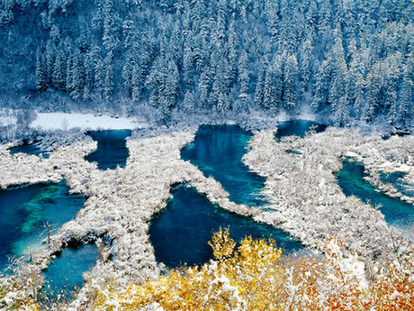 Jiuzhaigou Valley