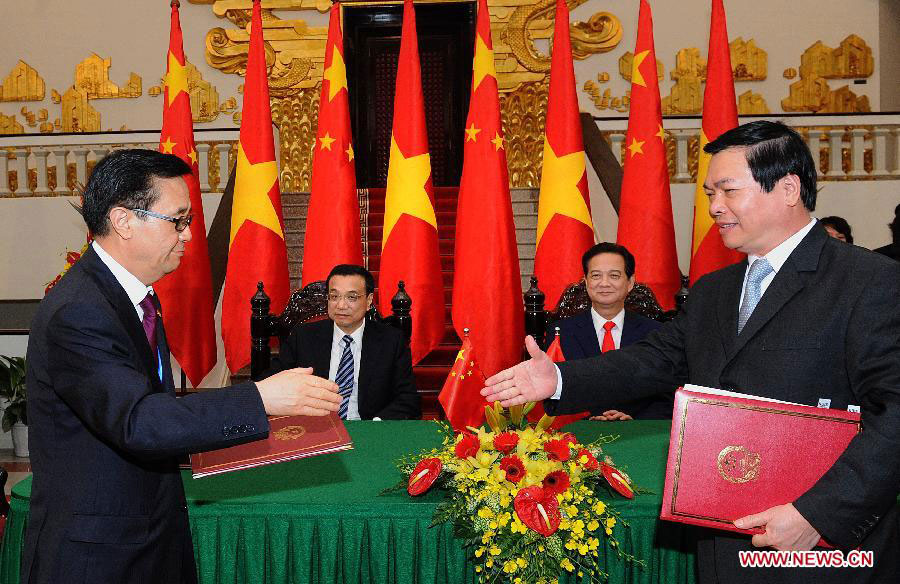 Highlights: Premier Li Keqiang in Vietnam