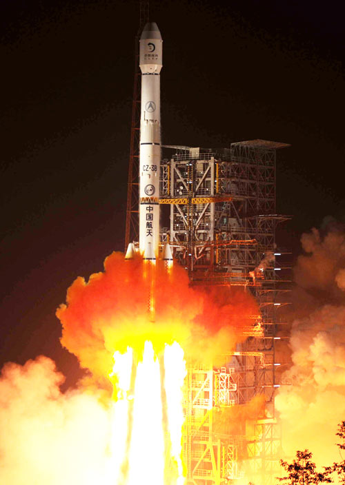 China launches probe and rover to moon