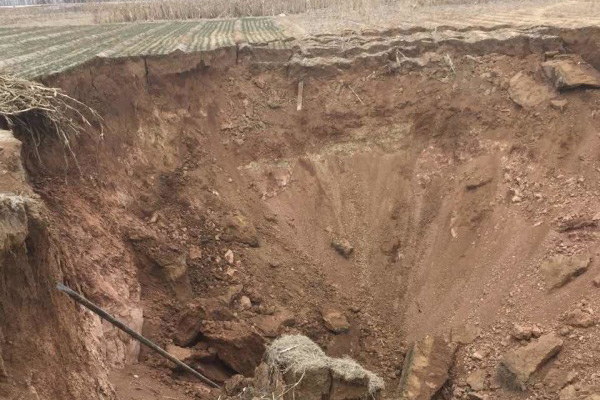 Rescue work at the collapsed gypsum mine in East China