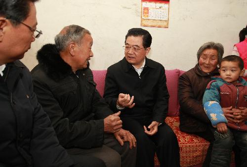 President Hu inspects reconstruction in quake-hit Shaanxi