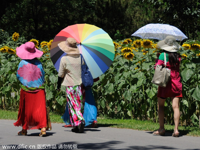 Heat wave hits Beijing