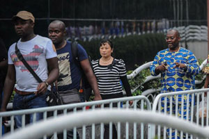 Chinese medical team stays in Liberia to fight Ebola