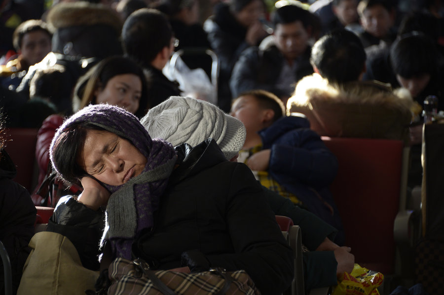 Sleeping snapshots during <EM>chunyun</EM>