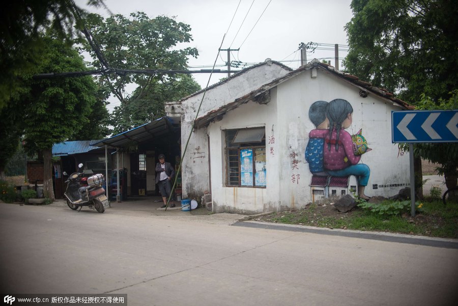 French street artist finds inspiration in Shanghai village