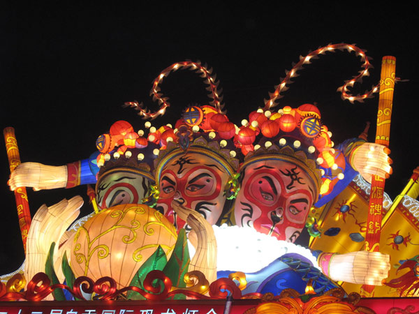 Huge visitor demand sees Zigong lantern festival extended