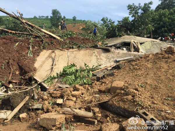 1 killed, 20 buried in SW China landslide