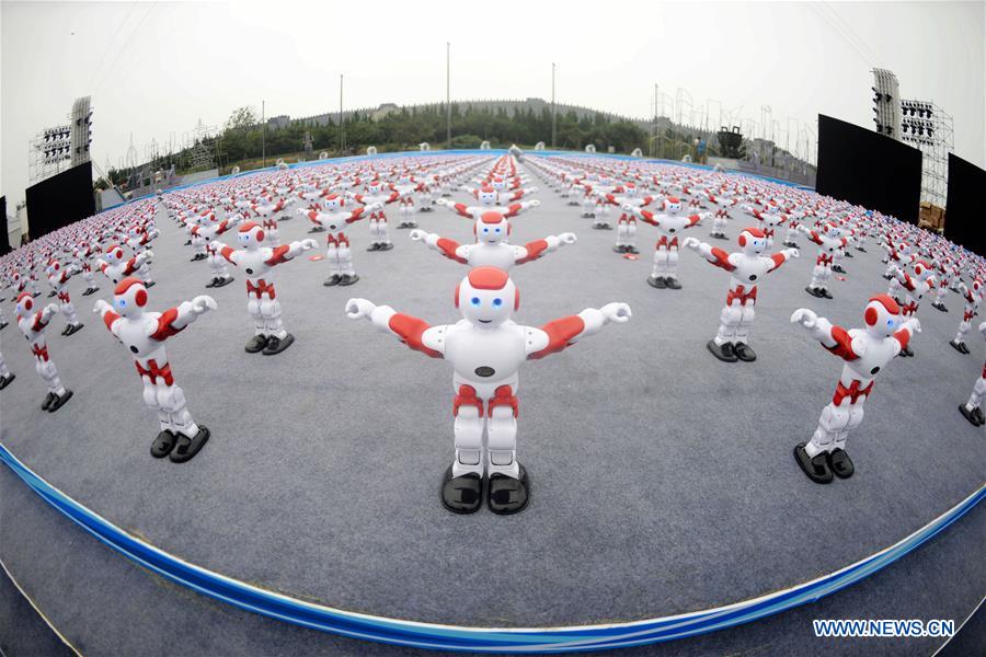 Robots dance together to set new Guinness World Record