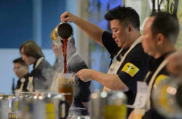 HK gets a daily jolt of high-octane fuel: milk tea