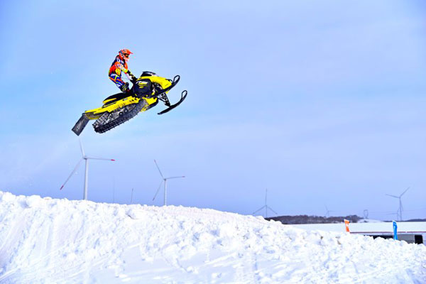 Snowmobiles race in Chengde championship