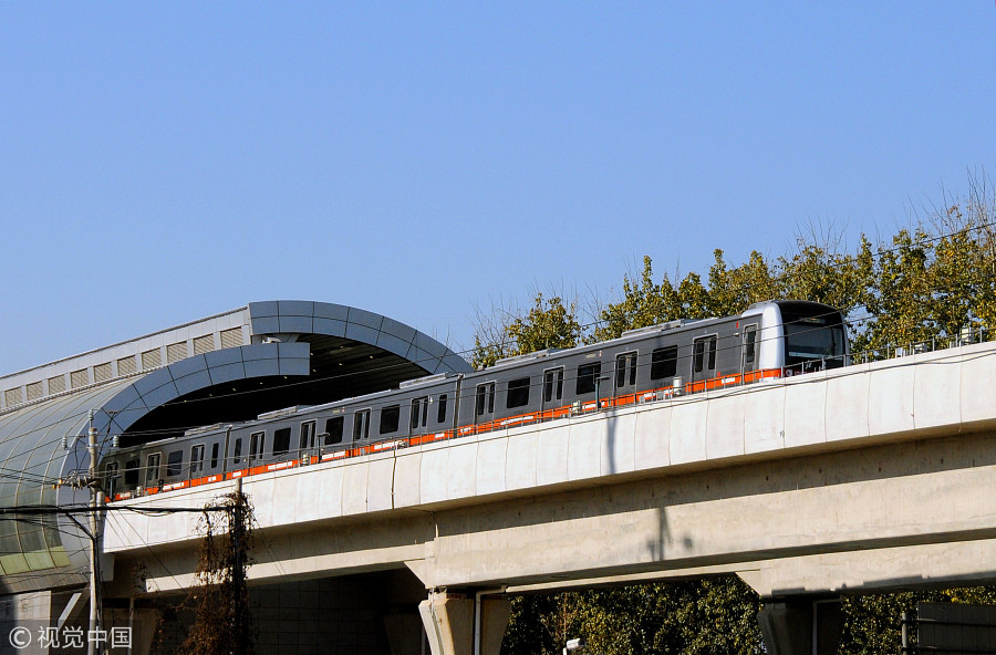 China's first driverless subway makes test run