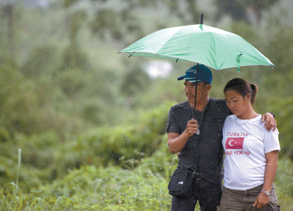 Couple builds new life amid ruins of typhoon