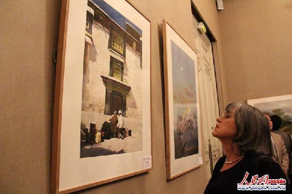 Watercolor paintings displayed in Paris