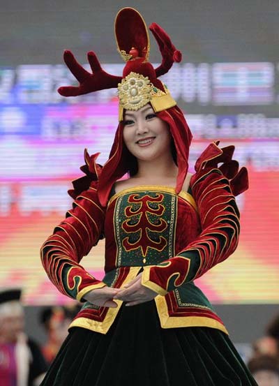 Mongolian costume contest kicks off