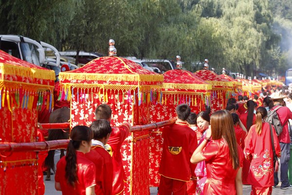 Qixi: Enjoy traditional festival the ancient way