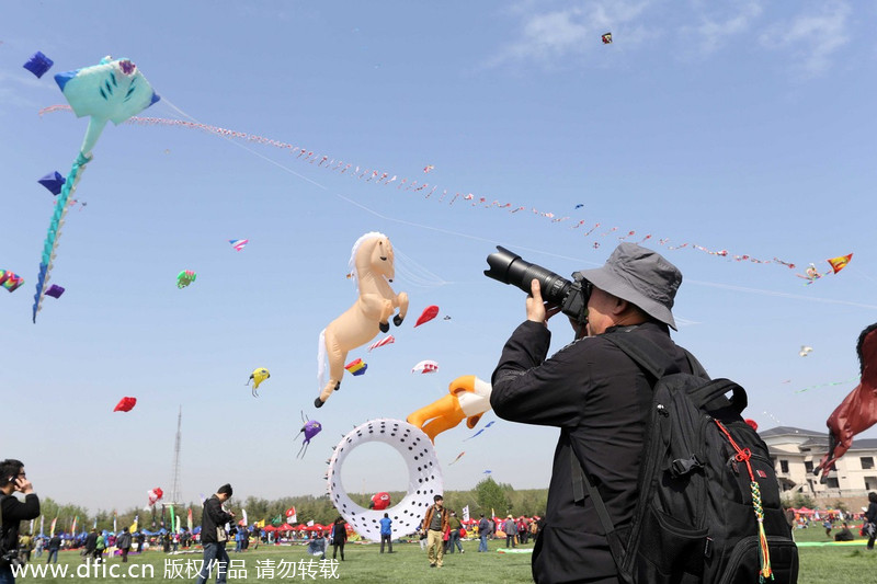 Weifang hosts annual kite festival