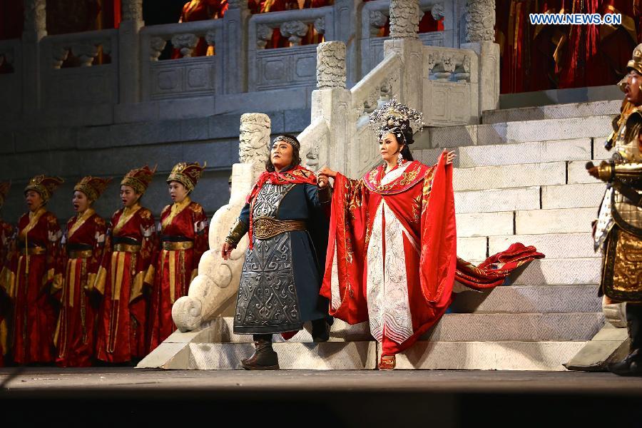 Chinese artists perform Turandot in Italy