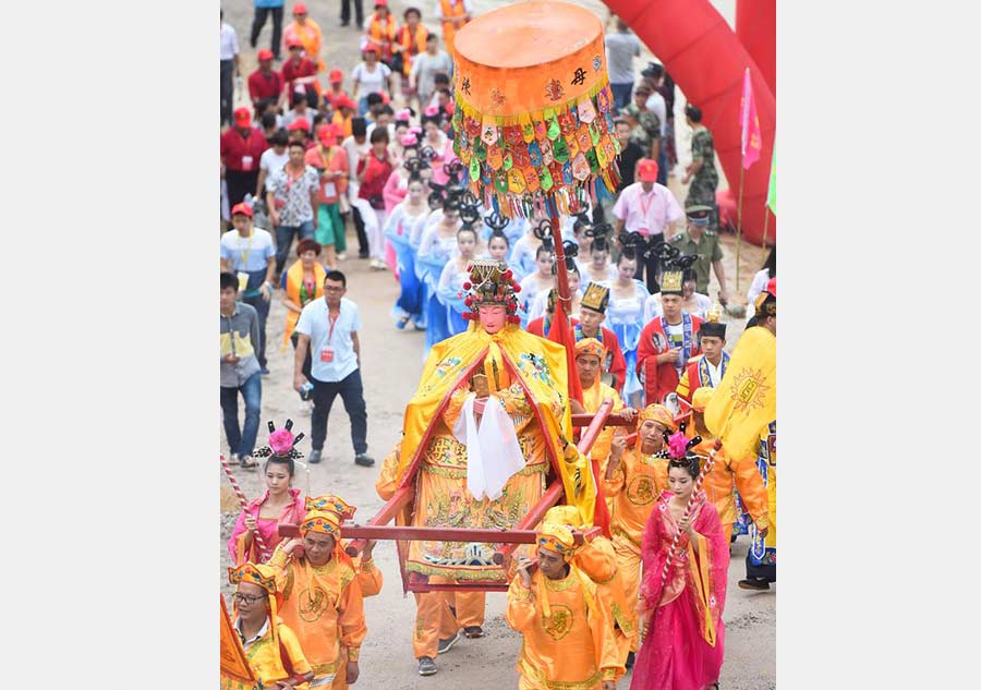 Sacrificial ceremony for patron of women, children held in SE China