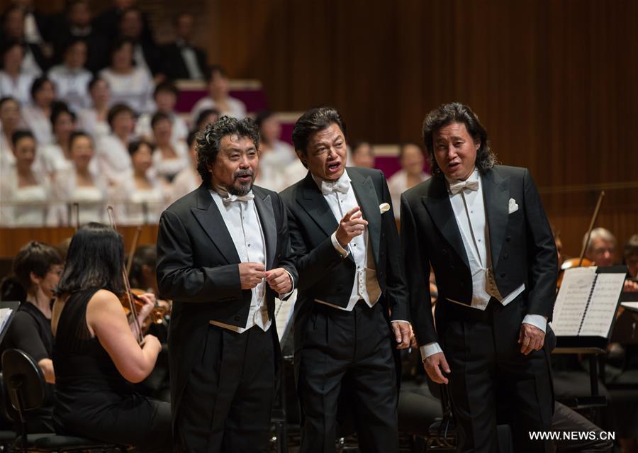 China's Three Tenors sing in Sydney Opera House