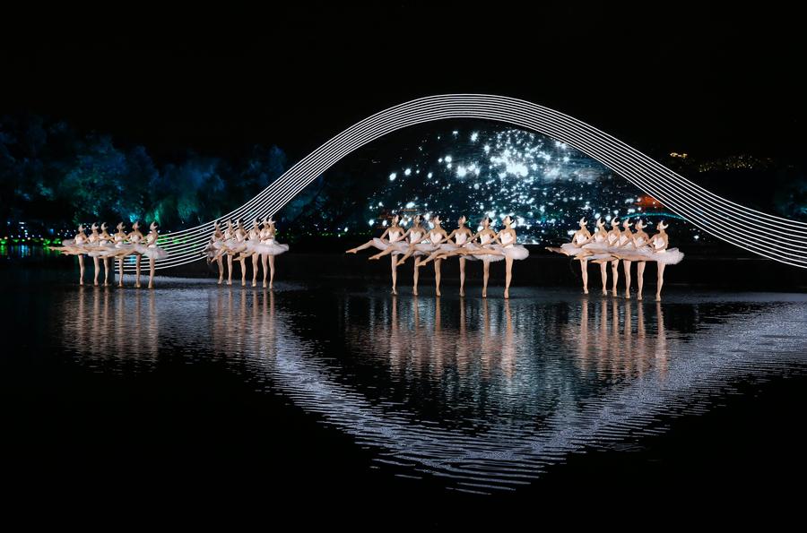 Evening gala for G20 summit held in Hangzhou