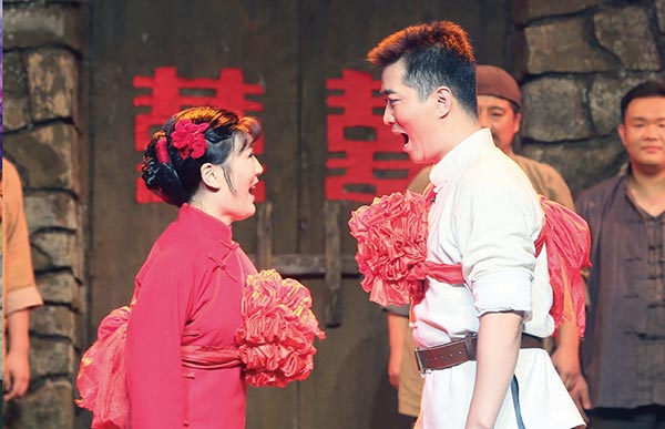 Classic opera Marriage to Xiao Erhei presents its latest version in Beijing