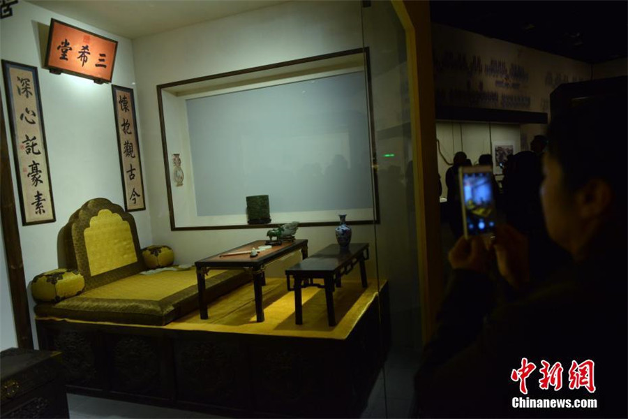 Emperor Qianlong's treasures exhibited in Chengdu