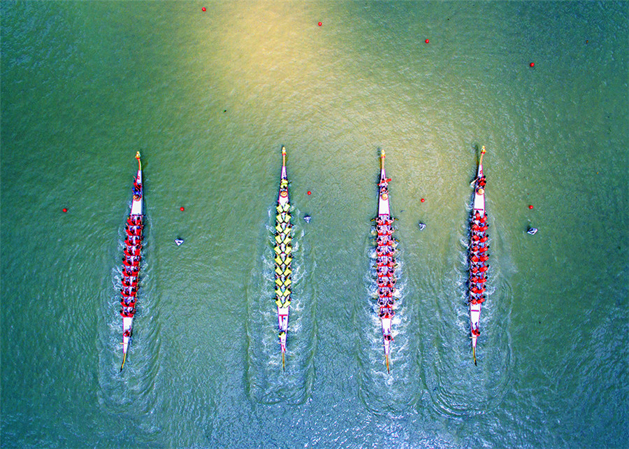 Photographers capture Dragon Boat Festival celebrations in China