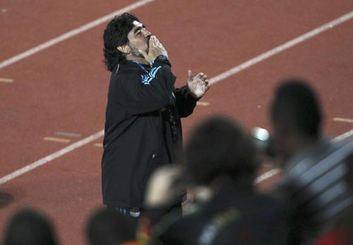 Maradona brings X-factor to Group B