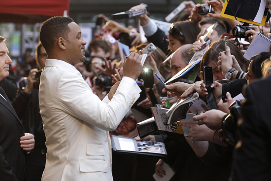 'Men in Black' premieres in Paris