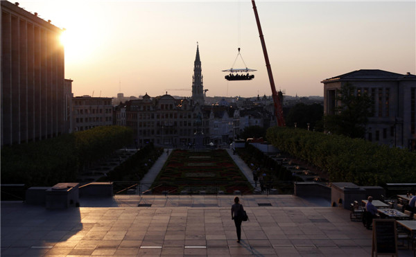 'Dinner in the Sky' in Brussels