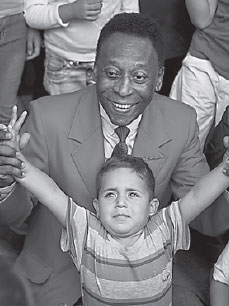 Healthy Pele touts Copa tournament