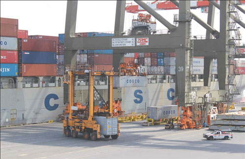 Cosco asserts role as crucial trade link