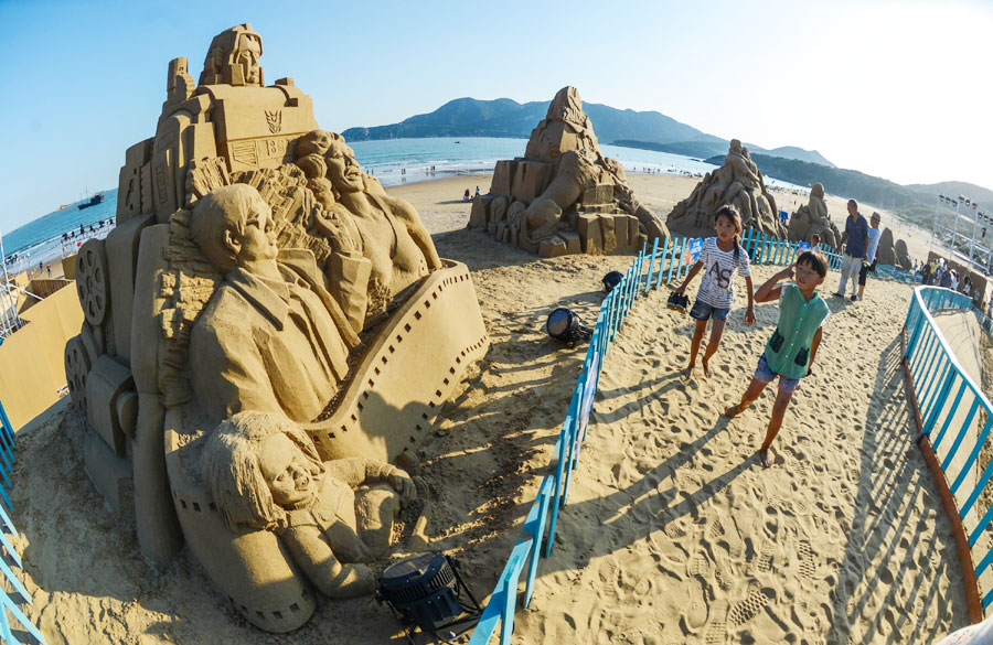 Int'l Sand Sculpture Exhibition kicks off