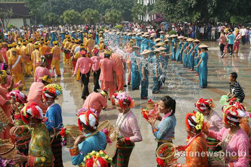 Water-Splashing Festival